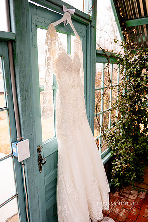 Venue at Twin Oaks Wedding Photographer-1