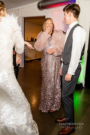 Venue at Twin Oaks Wedding Photographer-180