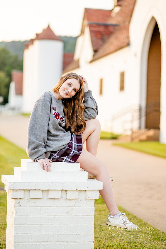 Walker School Senior Portrait Photographer-54