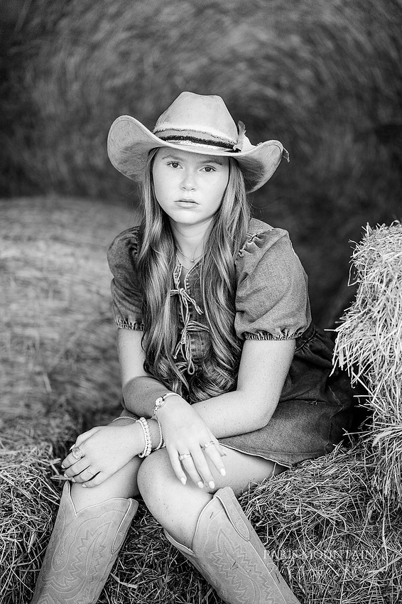 North Paulding Senior Portrait Photographer-26