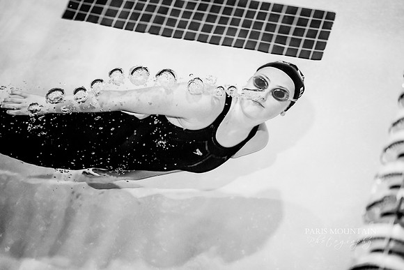 Marietta Senior Portraits Swimming-10