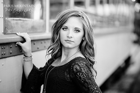 Train Station Senior Portraits 32