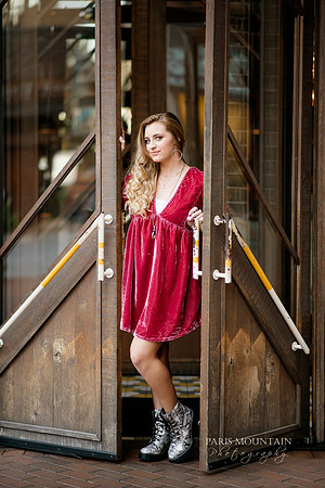 Alpharetta Senior Portraits Avalon-41