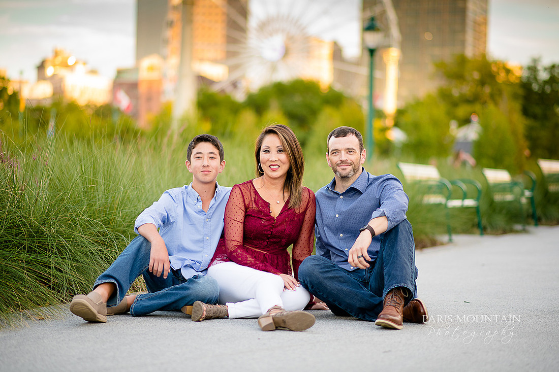 Centennial Park Family Portraits-40