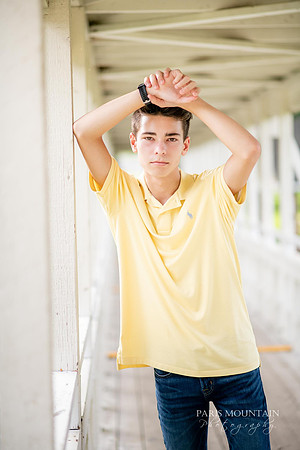 Douglasville-Alexander-senior-portrait-photographer-26