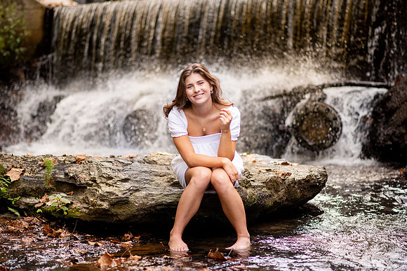 Kennessaw Mountain High School Senior Portrait Photographer-7