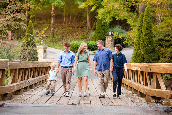 Chateau Elan Family Portrait Photographer-3