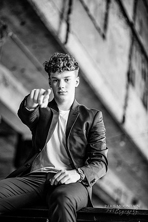 Alexander Douglasville Senior Portraits-32
