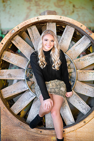 Senior Portrait Photographer Georiga-3