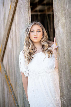 Cartersville Senior Portrait Photographer Airplane Fall-4