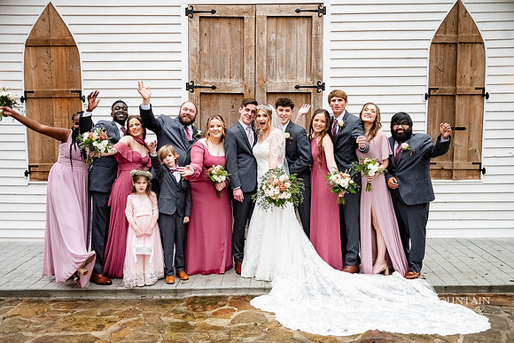Venue at Twin Oaks Wedding Photographer-117