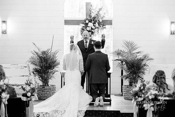 Venue at Twin Oaks Wedding Photographer-114