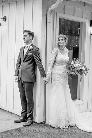 Venue at Twin Oaks Wedding Photographer-59