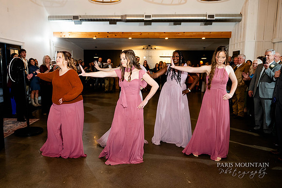 Venue at Twin Oaks Wedding Photographer-148