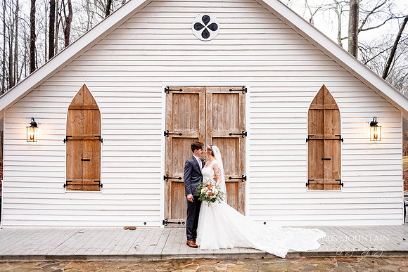 Venue at Twin Oaks Wedding Photographer-121