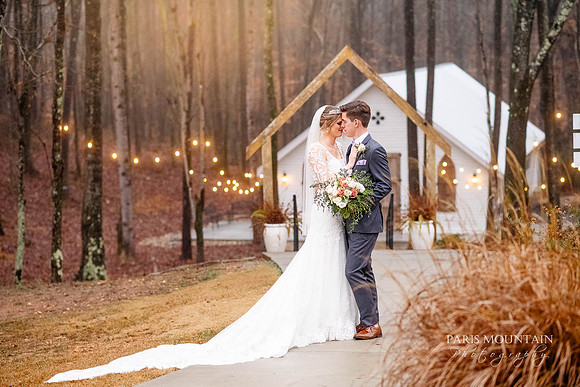 Venue at Twin Oaks Wedding Photographer-125