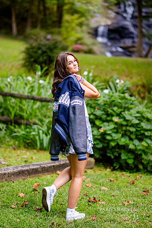 North Cobb Christian Senior Portrait Photographer-5