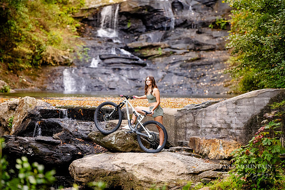 North Cobb Christian Senior Portrait Photographer-29