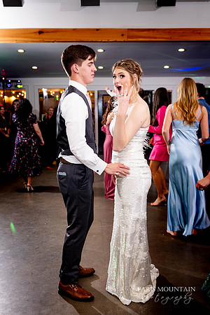 Venue at Twin Oaks Wedding Photographer-176