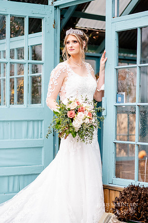 Venue at Twin Oaks Wedding Photographer-33